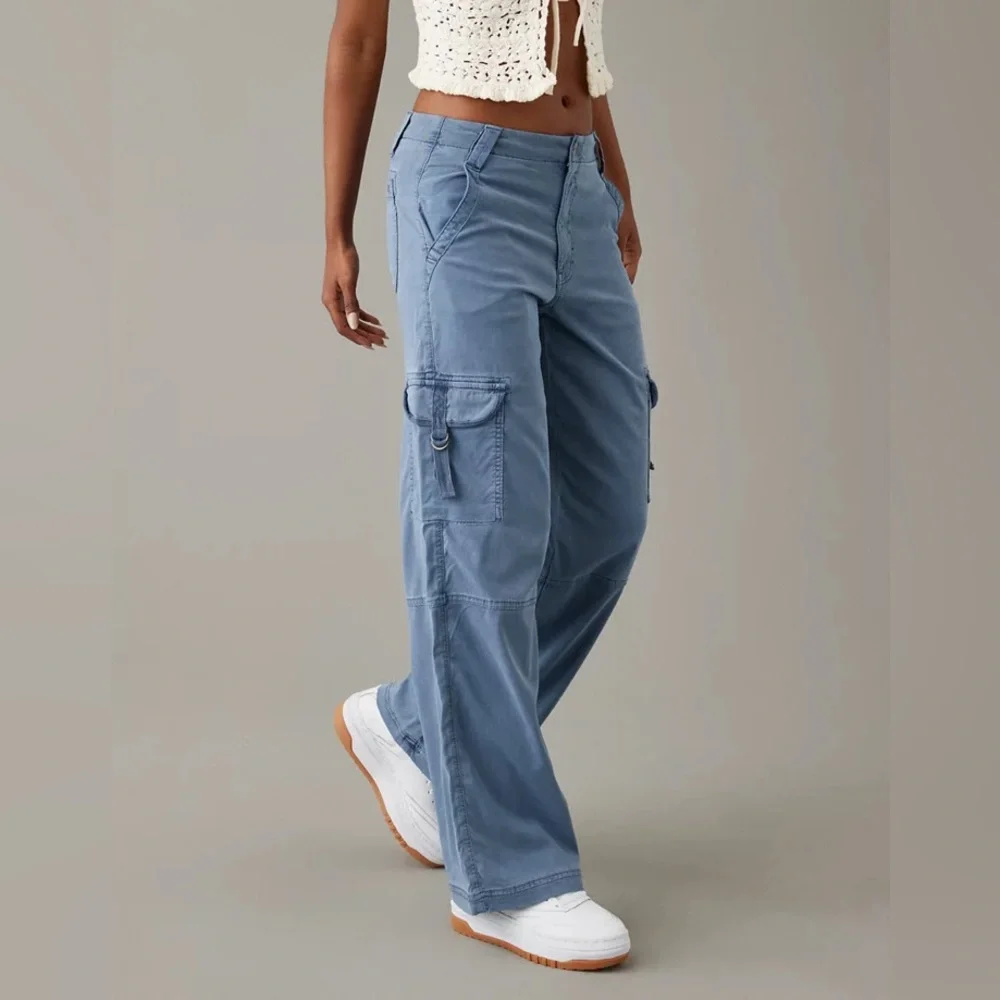 American Eagle | Stretch High-Waisted Cargo Baggy Wide-Leg Pant | Size 8 Short - Picture 3 of 12